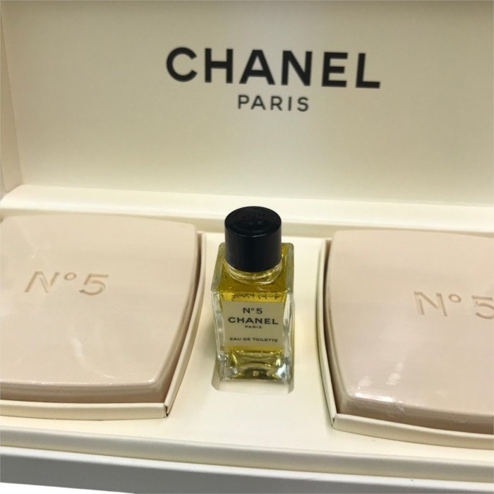 CHANEL シャネル N°5 ロー オードゥ トワレット サヴォン ギフトセット 石鹸 & 香水 セット 中古 Y1