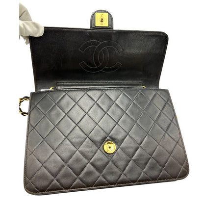CHANEL シャネル 旧マトラッセ バッグ ブランド レザー 鞄 ショルダー レディース 中古 W４