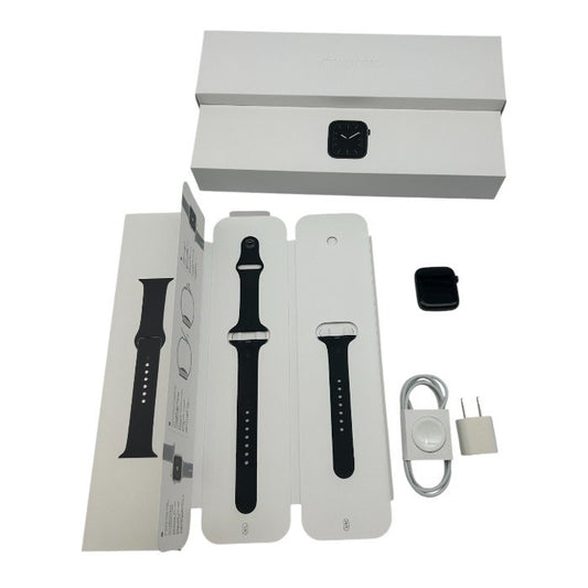 Apple Watch Series5 44mm MWVF2J/A アップルウォッチ シリーズ5 スマートウォッチ 中古 W1