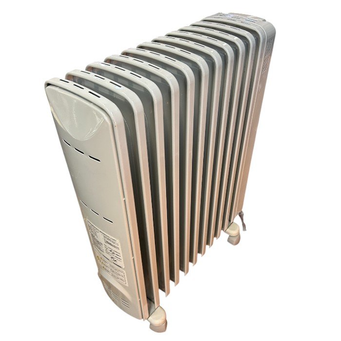 Delonghi デロンギ オイルヒーター R631112EF 24時間タイマー搭載 11枚フィン 暖房器具 家電 油入式 可変式 中古 W４