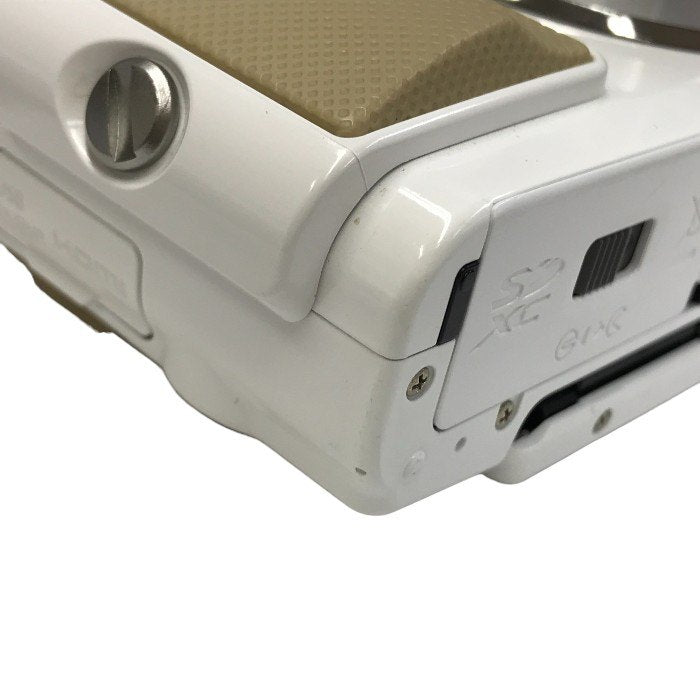 OLYMPUS オリンパス PEN Lite ミラーレス デジタル一眼レフ カメラ ダブルズームキット ホワイト/ベージュ レンズセット タッチ操作 自分撮り E-PL5 中古 T1