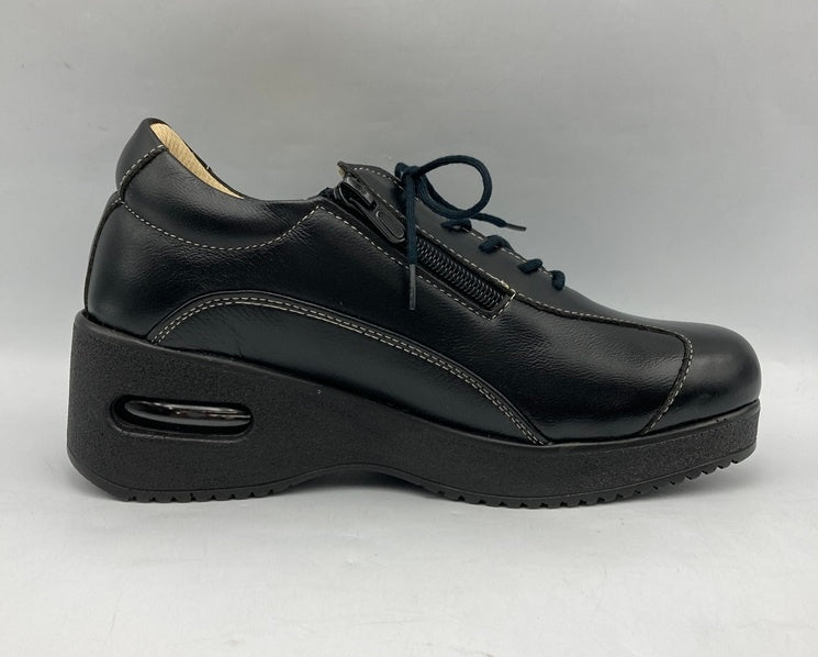 PIERRE RICCI ピエールリッチ 山羊革 4E 軽量 エアウォーキングシューズ ブラック サイズ24.0cm 中古 D4