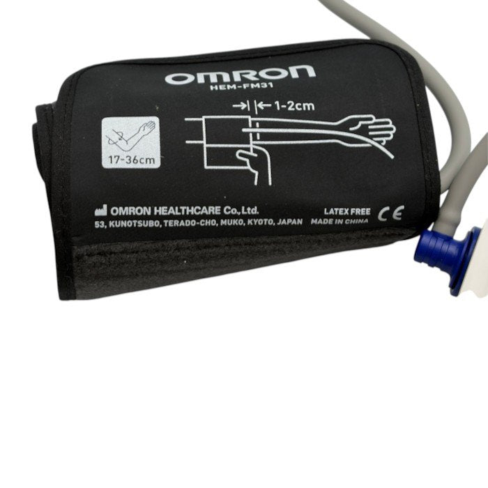 OMRON オムロン 上腕式血圧計 HCR-7106 医療機器認証番号：301AABZX00022000 家電 健康 血圧 家庭用 電池式 中古 W４
