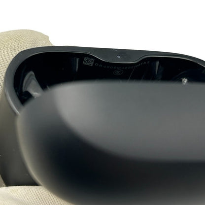 Bose QuietComfort Ultra Earbuds 完全ワイヤレス ノイズキャンセリングイヤホン 空間オーディオ Bluetooth接続 マイク付 最大6時間再生 急速充電 ブラック 中古 W4