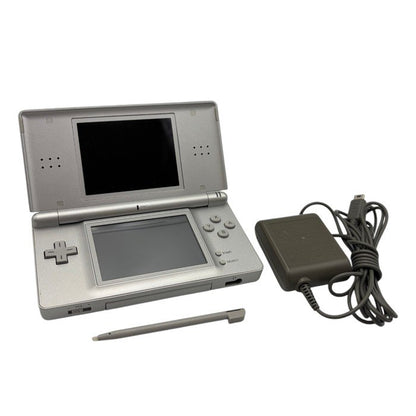 ニンテンドー NINTENDO DS Lite USG-001 グロスシルバー 任天堂 ゲーム機 ハード レトロ 中古 W４