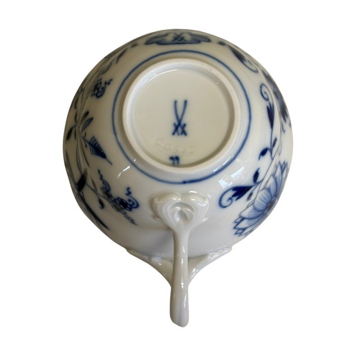 meissen マイセン ブルーオニオン カップ＆ソーサー 洋食器 ブランド おしゃれ 1客 中古 W1