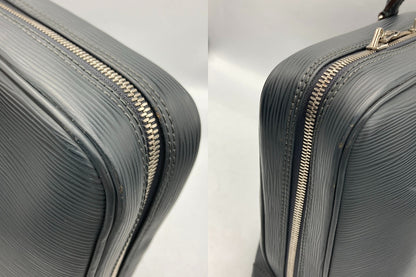 LOUIS VUITTON ルイヴィトン エピ ポルトドキュマン ヴォワヤージュ  ビジネスバッグ  M54472 中古 D4