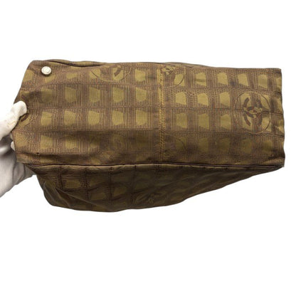 CHANEL シャネル ニュートラベルライン トートバッグ MM カーキ ナイロン レザー ブランド レディース 通勤 A4 中古 W1
