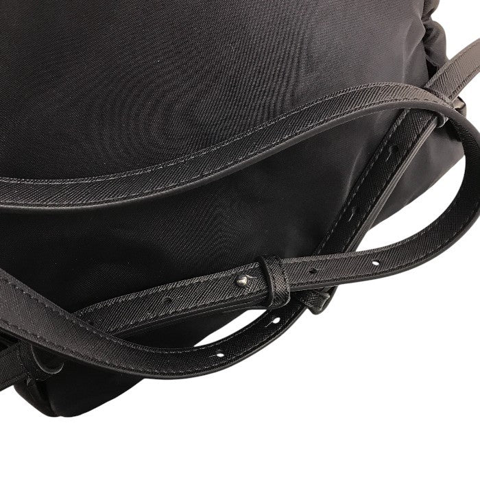 ARMANI EXCHANGE アルマーニ エクスチェンジ リュックサック ユニセックス ナイロン バックパック ブラック 942932 中古 T1