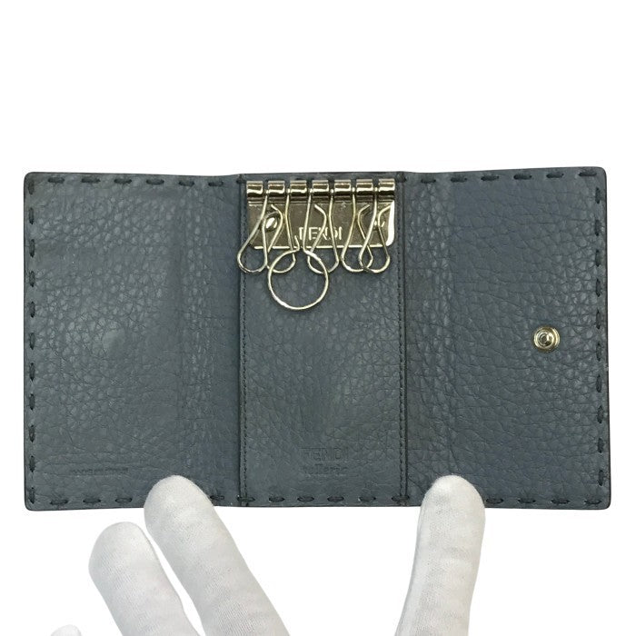 FENDI フェンディ セレリア 6連キーケース ユニセックス selleria レザー ステッチ 無地 ブルーグレー 中古 T1