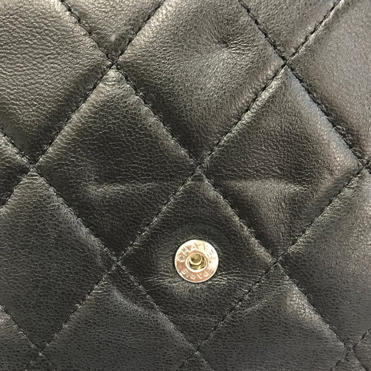 CHANEL シャネル マトラッセ 長財布 レディース 三つ折り ラムスキン ココマーク キルティング ダイヤモンドステッチ ブラック 中古 T1