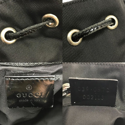 GUCCI グッチ 巾着ポーチ レディース ナイロン ミニバッグ 四角 無地 ブラック 039 0973 002113 中古 T1