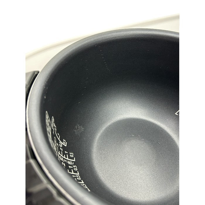 IRIS OHYAMA アイリスオーヤマ 5.5合 圧力IH ジャー炊飯器 RC-PD50-W キッチン家電 ホワイト 銘柄炊き 中古 W４