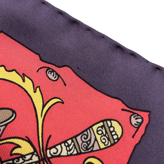 サルヴァトーレフェラガモ スカーフ スピー二・フェローニ宮殿 Salvatore Ferragamo レディース 服飾 ブランド 中古 W４