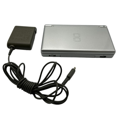 nintendo DS Lite グロスシルバー USG-001 本体 ニンテンドー 任天堂 ゲーム機 ゲーム ハード 中古 W４