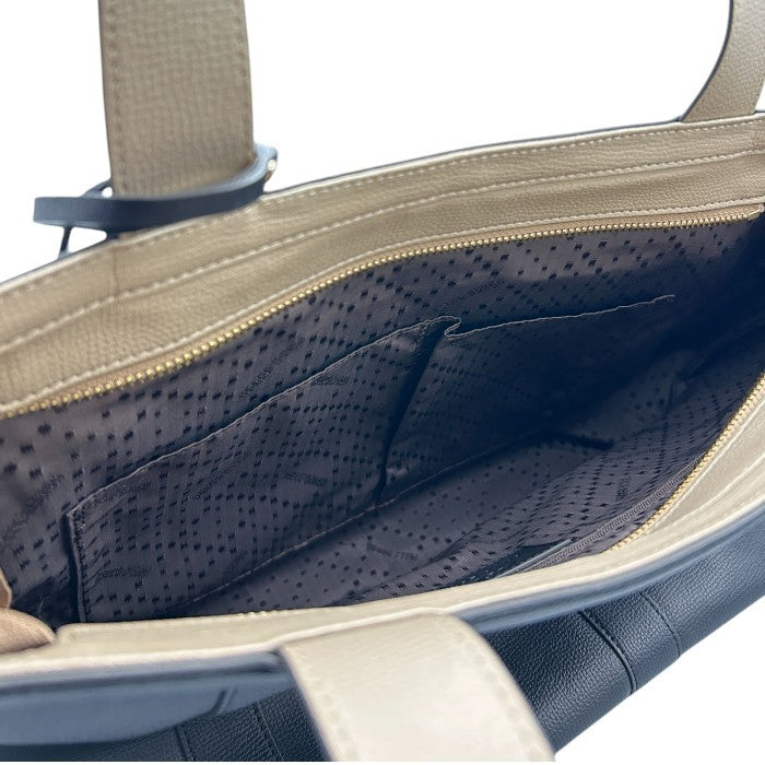 PELLE BORSA ペレボルサ トート バッグ ブラック レザー 鞄 レディース 通勤 A4 中古 Ｗ４