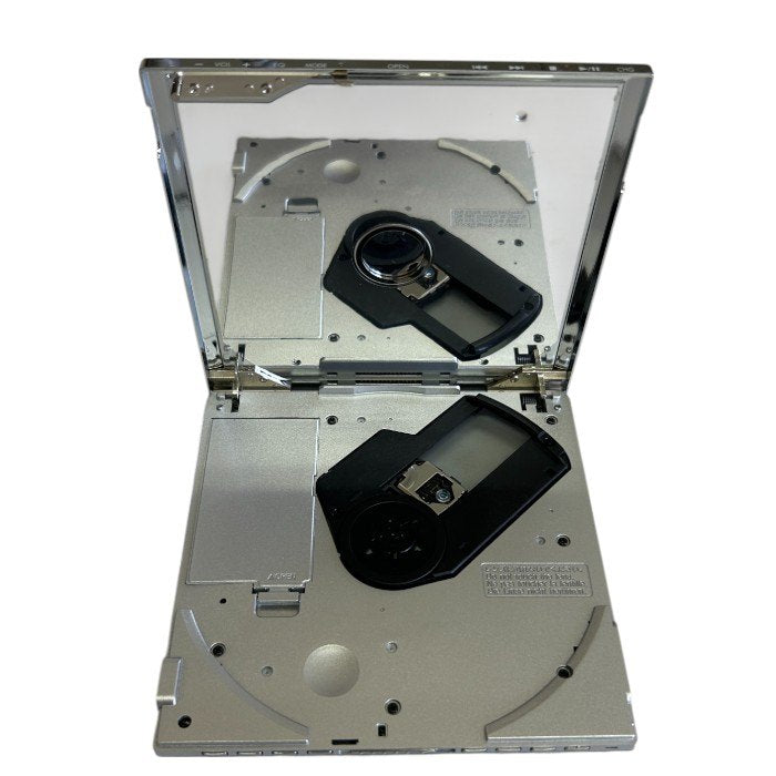 パナソニック ポータブルCDプレーヤー シルバー SL-J900-S Panasonic オーディオ 音楽 家電 中古 W1