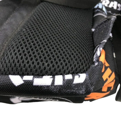 NEWERA × THRASHER リュック メンズ コラボ バックパック 総柄 大容量 ノートパソコン収納 ブラック 中古 T1