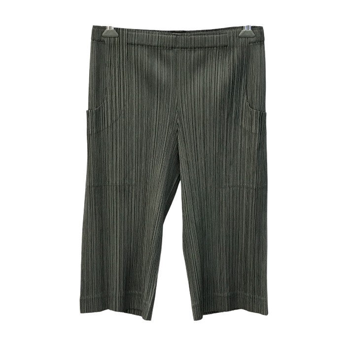 PLEATS PLEASE プリーツプリーズ イッセイミヤケ ショートパンツ レディース ISSEY MIYAKE ポリエステル カーキ 2サイズ PP91-JF401 中古 T1