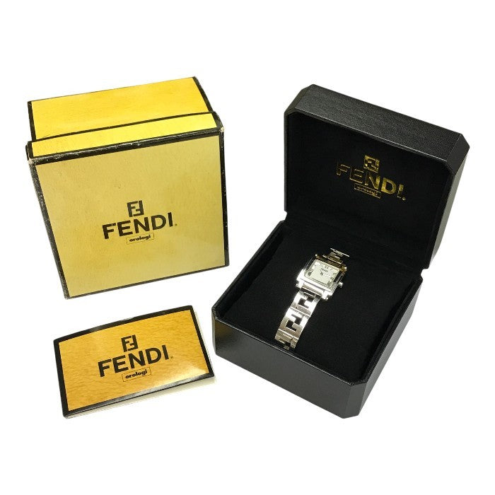 FENDI フェンディ クアドロ 腕時計 レディース アナログ クォーツ スクエアフェイス SS ホワイト/シルバー 002-6000L-754 中古 T1