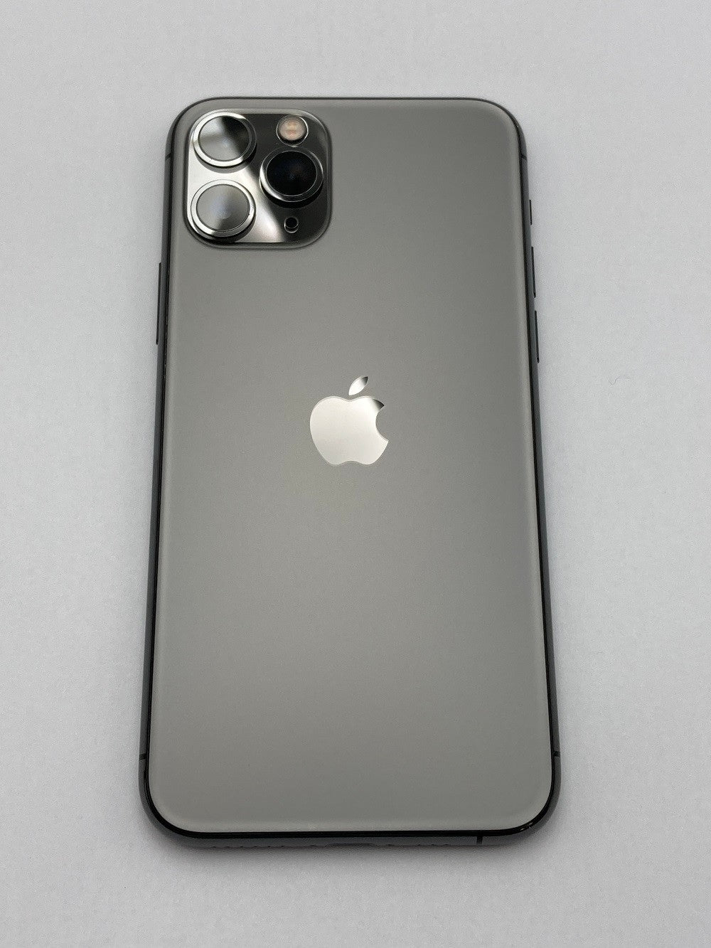 apple iPhone 11 Pro 64GB スペースグレイ docomo 【SIMロック解除済】 MWC22J/A 中古 D4