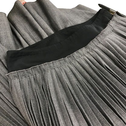 LOUIS VUITTON ルイヴィトン スカート レディース 秋冬 プリーツ ウール 膝丈 グレー XS 34サイズ 中古 MK1