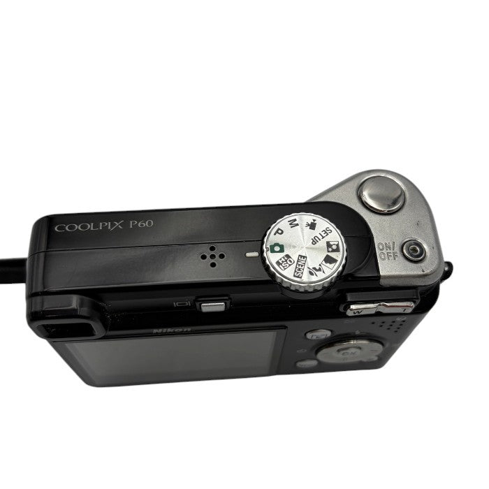 Nikon デジタルカメラ COOLPIX クールピクス P60 ブラック COOLPIXSP60 ニコン デジカメ 単三電池駆動 コンパクト 中古 W４