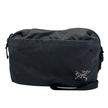 ARC‘TERYX アークテリクス ヒリアド6 クロスボディバッグ ショルダーバッグ 鞄 バッグ メンズ レディース ブラック 中古 Ｗ４