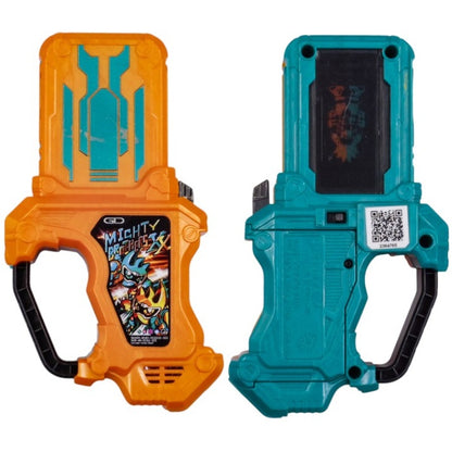 BANDAI 仮面ライダーエグゼイド DXマイティブラザーズXXガシャット 中古 a1
