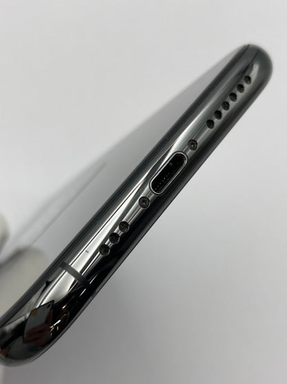 apple iPhone 11 Pro 64GB スペースグレイ docomo 【SIMロック解除済】 MWC22J/A 中古 D4