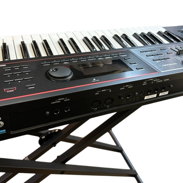 Roland ローランド 61鍵 シンセサイザー JUNO-DS61 楽器 スタンド付 椅子付 ダンパーペダル DP-10 中古 W４