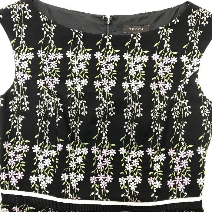 TOCCA トッカ ワンピース レディース 春夏 ノースリーブ 膝丈 花柄 総柄 ドレス 刺繍 ブラック OPTOKA0902 中古 T1