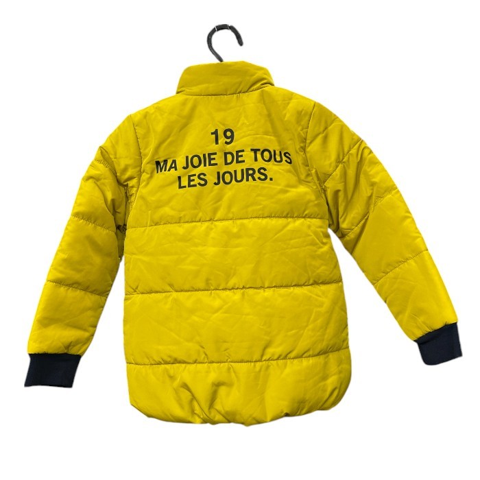未使用品 BeBe ベベ 中綿 ジャケット イエロー 男の子 120 アウター 秋 冬 キッズ 中古 W４