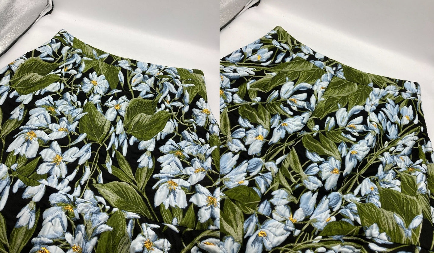 Blumarine ブルマリン 花柄 フレアスカート サイズ IT44 中古 D4