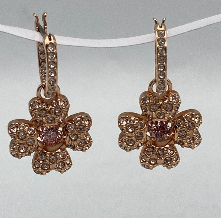 SWAROVSKI スワロフスキー ldyllia イディリア ドロップピアス クローバー 5674212 中古 D4