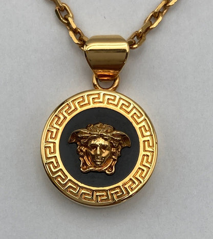 VERSACE ヴェルサーチェ メデューサ ネックレス 中古 D4