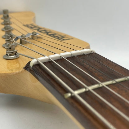 Fernandes ストラトタイプ エレキギター 3シングル 黒 22F 中古 R4