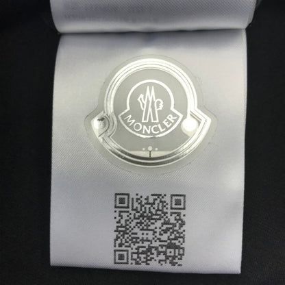 MONCLER モンクレール Tシャツ レディース 半袖 コットン ロゴ ラインストーン ブラック Sサイズ H20938C00016 中古 T1