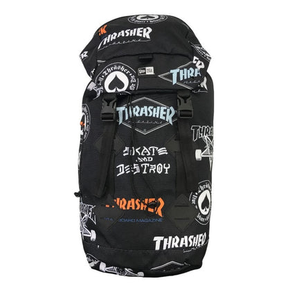 NEWERA × THRASHER リュック メンズ コラボ バックパック 総柄 大容量 ノートパソコン収納 ブラック 中古 T1