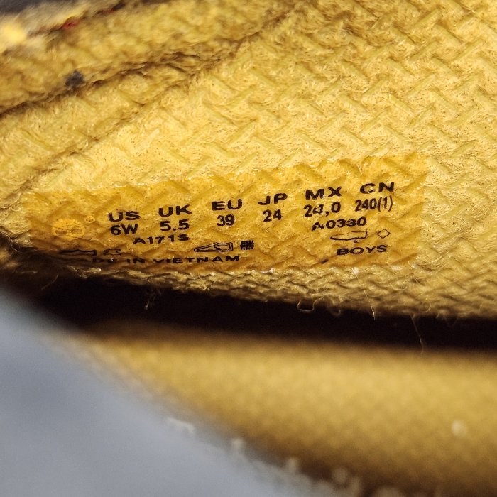 Timberland ティンバーランド 6インチ ワークブーツ ジュニア レディース ヌバック レザー 防水 ウォータープルーフ ネイビー 24cm A171S 中古 T1