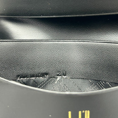 dunhill ダンヒル レザー カードケース 名刺入れ 本革 メンズ ブランド ミニ コンパクト 中古 W４