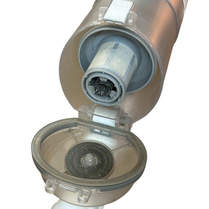 パナソニック サイクロン式コードレススティック掃除機 からまないブラシ ホワイト MC-SB85K-W Panasonic 掃除機 コードレス 充電式 中古 W４