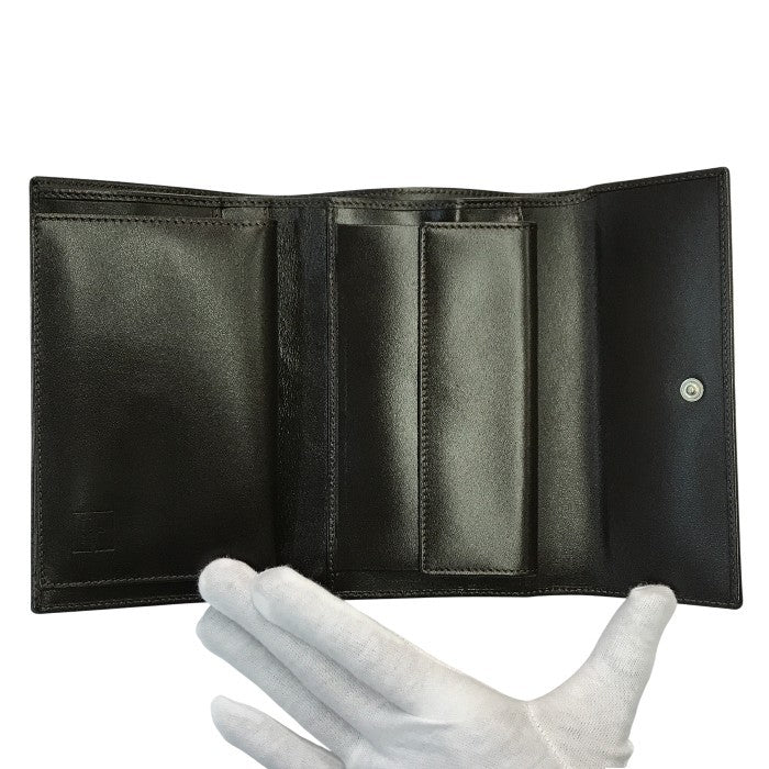 FENDI フェンディ 財布 レディース ズッカ柄 3つ折り 小銭入れ 定期入れ ブラウン 30858 中古 T1