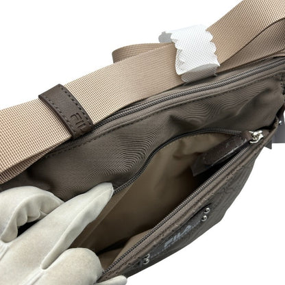 未使用品 FILA フィラ キルティング ショルダーバッグ 鞄 レディース かわいい 肩掛け 斜め掛け 中古 W４