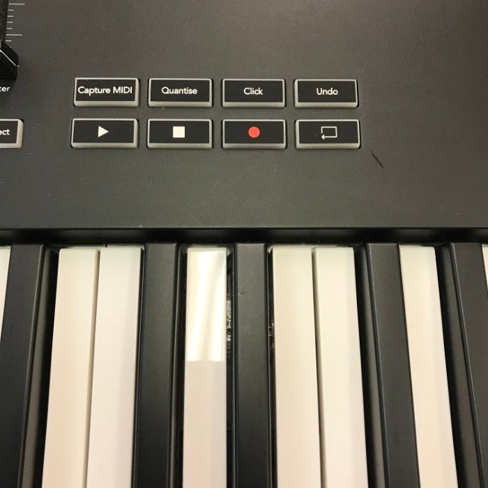 novation ノベーション Launchkey61 MK3 MIDIキーボード ブラック USB コントローラー 作曲 打ち込み 中古 T1