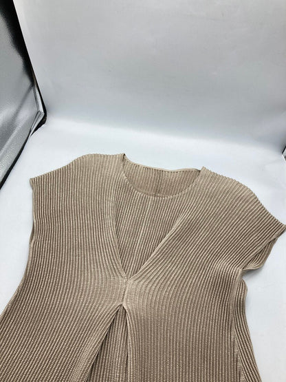 SPECCHIO スペッチオ シャトルプリーツ フレンチスリーブ ワンピース サイズ40 中古 D4