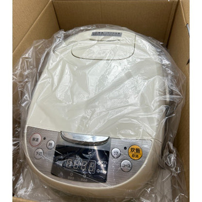 未使用品 HOME SWAN ホームスワン マイコン式 炊飯ジャー 5.5合炊き SRC-55 炊飯器 早炊き 予約炊飯機能付き しゃもじ付き 計量カップ付き 中古 W４