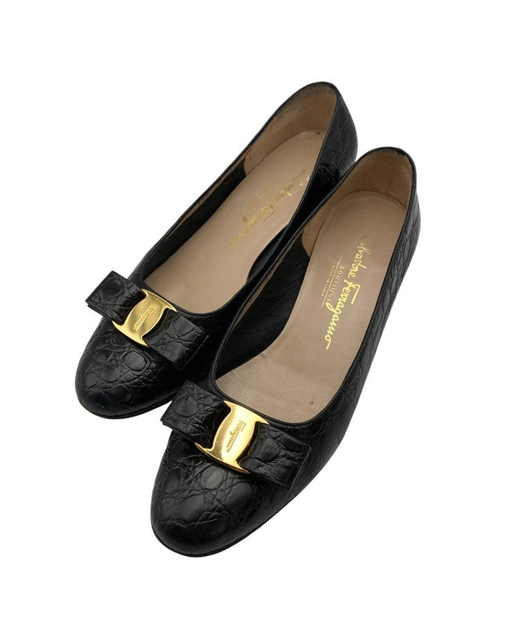 Salvatore Ferragamo サルヴァトーレフェラガモ ヴァラリボン 型押しレザー パンプス サイズ8(約25.5cm) 中古 D4