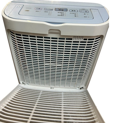 シャープ SHARP コンプレッサー式除湿機 プラズマクラスター搭載 ホワイト CV-H71-W 家電 除湿機 衣類乾燥 衣類消臭 梅雨 中古 W４