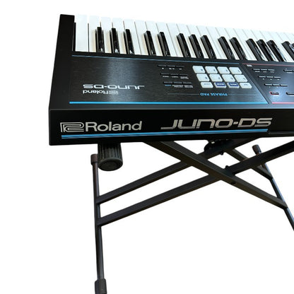 Roland ローランド 61鍵 シンセサイザー JUNO-DS61 楽器 スタンド付 椅子付 ダンパーペダル DP-10 中古 W４